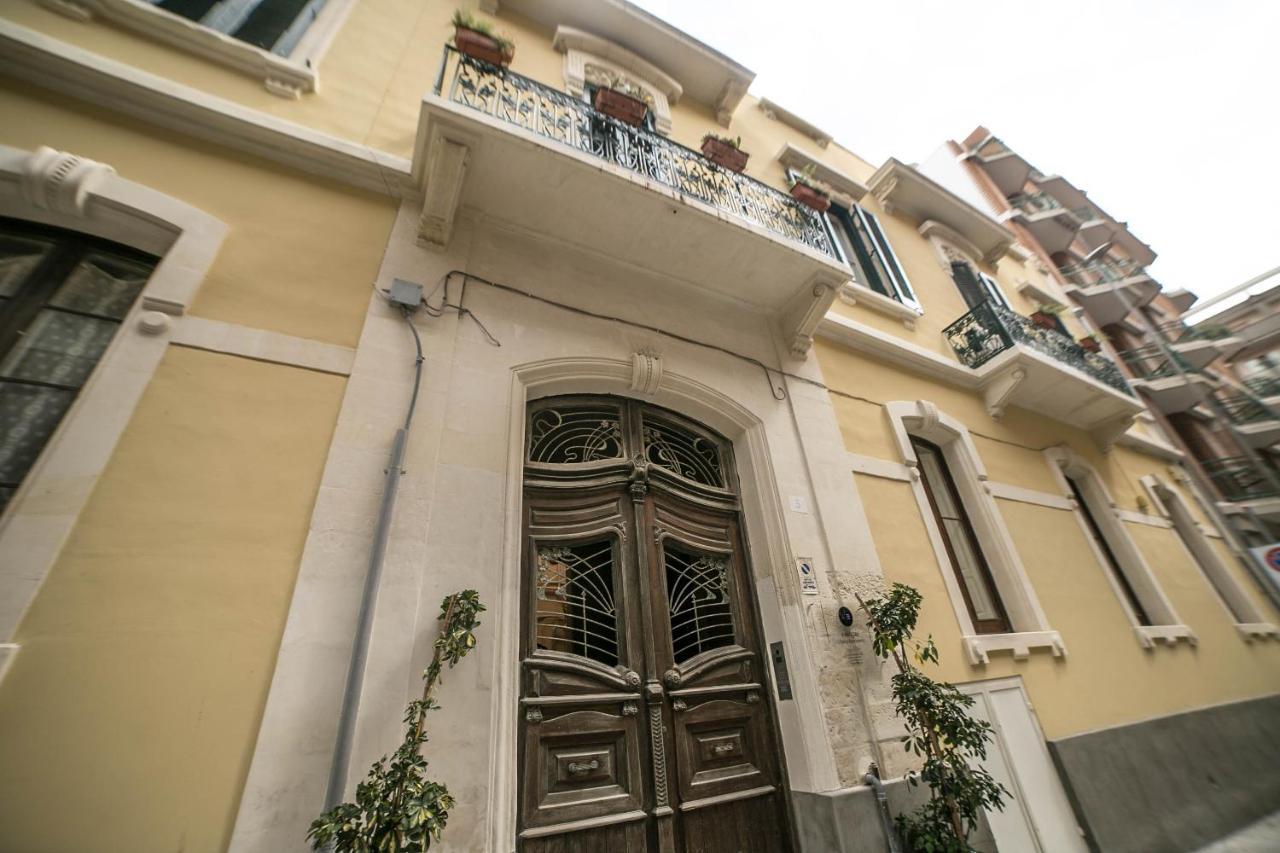 4 Balconi Liberty Apartments Lecce Exterior foto