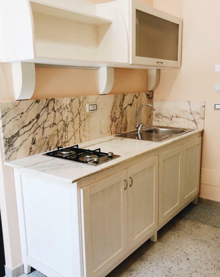 4 Balconi Liberty Apartments Lecce Exterior foto